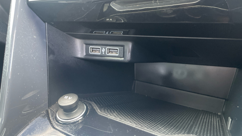 Volkswagen T-Roc 1.6 TDI R-Line 5dr Diesel Hatchback